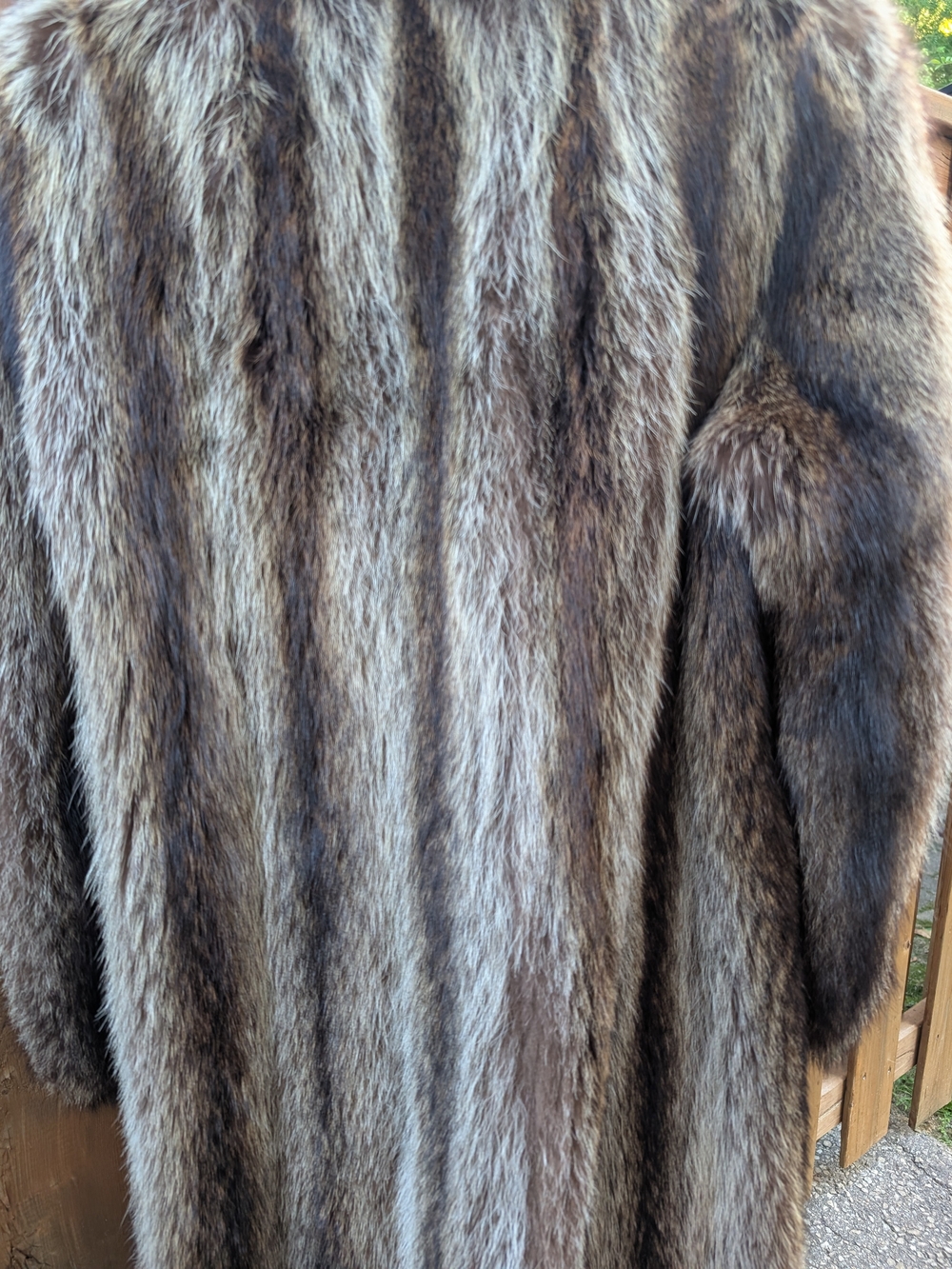 Brown Racoon Fur Coat - Picture 7 of 11